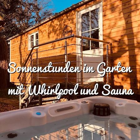 Zirkuswagen Mit Outdoor Whirlpool Und Garten Petershagen-Eggersdorf 외부 사진