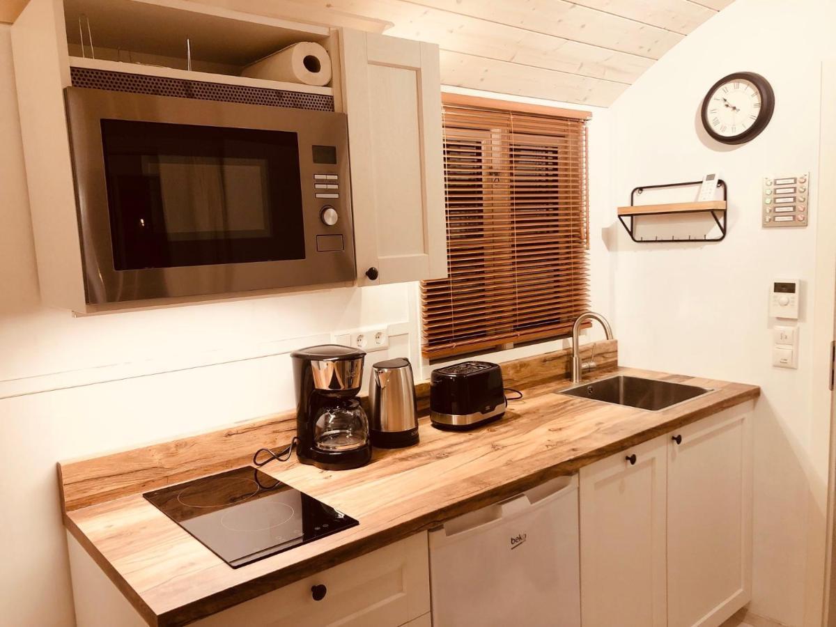 Zirkuswagen Mit Outdoor Whirlpool Und Garten Petershagen-Eggersdorf 외부 사진