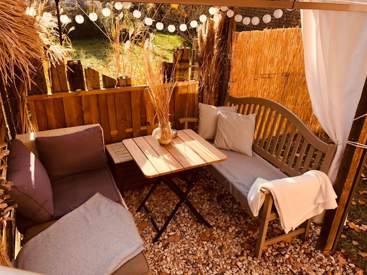 Zirkuswagen Mit Outdoor Whirlpool Und Garten Petershagen-Eggersdorf 외부 사진