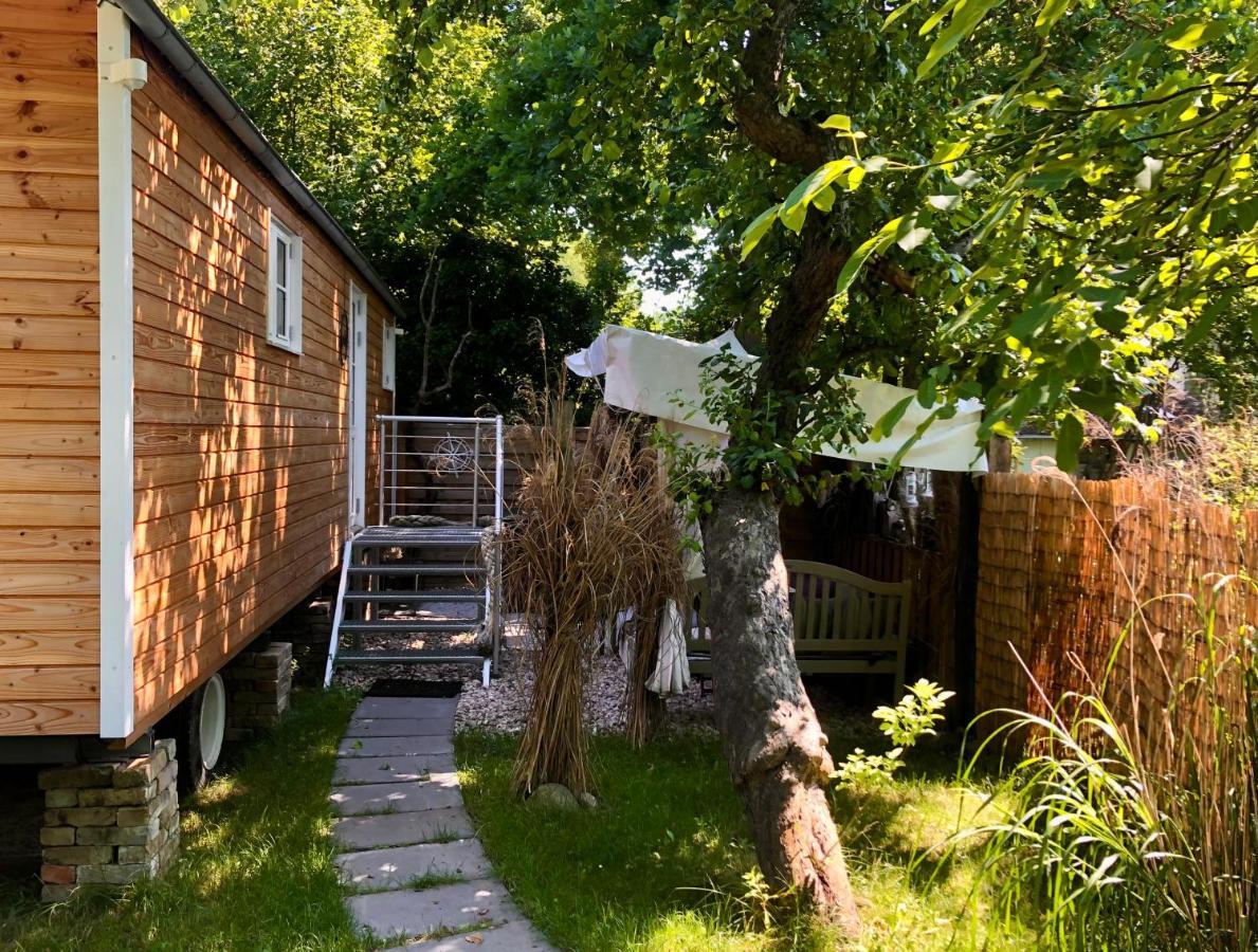 Zirkuswagen Mit Outdoor Whirlpool Und Garten Petershagen-Eggersdorf 외부 사진