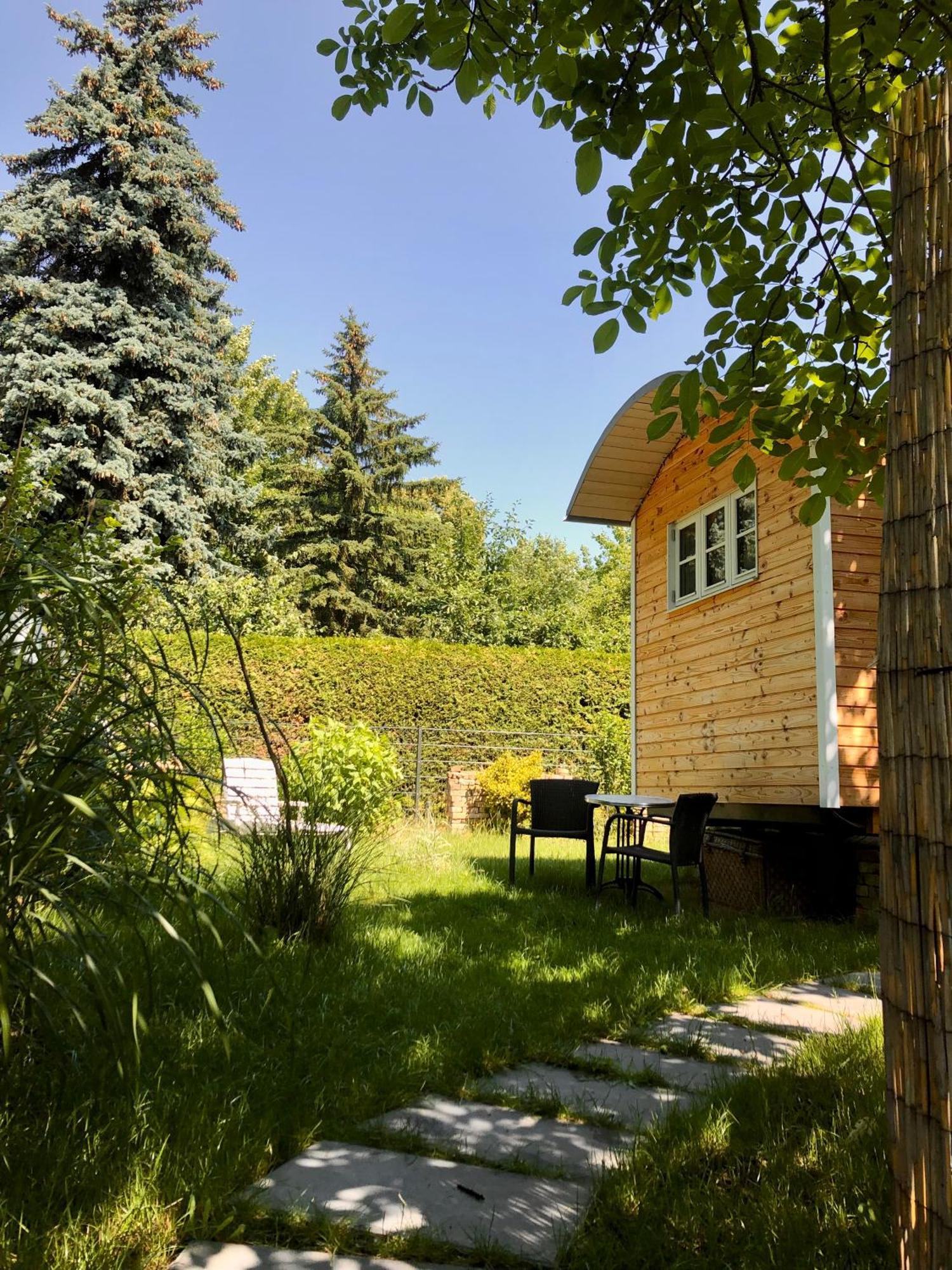 Zirkuswagen Mit Outdoor Whirlpool Und Garten Petershagen-Eggersdorf 외부 사진